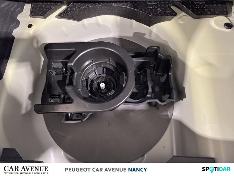 Used PEUGEOT 208 1.2 Hybrid 100ch Allure e-DCS6 2024 Jaune € 18614 in Nancy