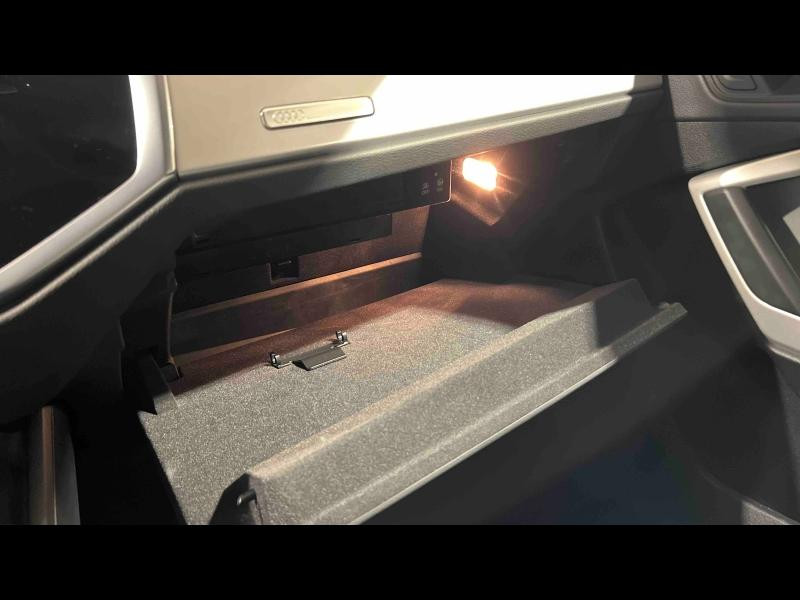 Occasion AUDI Q3 Sportback 35 TFSI 150ch Design S tronic 7 2023 Rouge Tango métallisé 34789 € à Nancy