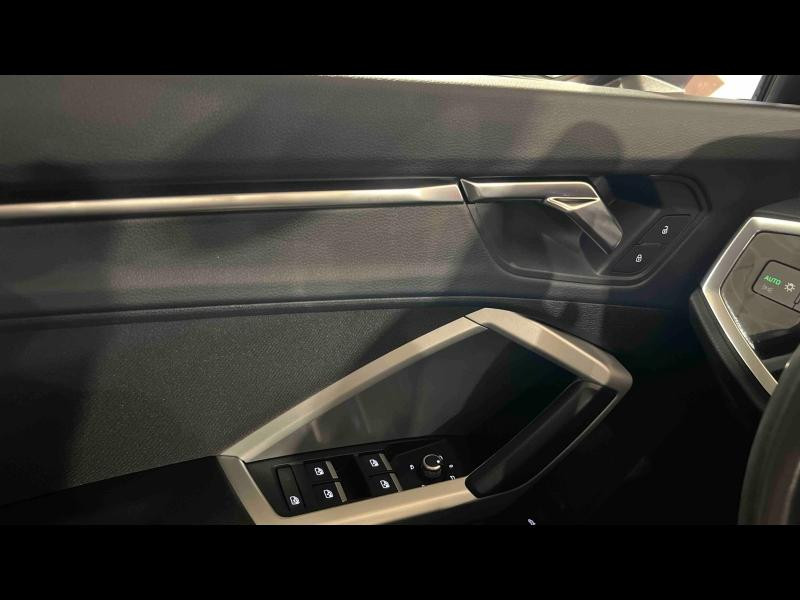 Occasion AUDI Q3 Sportback 35 TFSI 150ch Design S tronic 7 2023 Rouge Tango métallisé 34789 € à Nancy