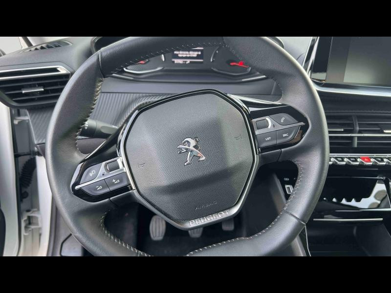 Occasion PEUGEOT 208 1.2 PureTech 100ch S&S Allure 2022 Blanc Banquise (O) 14517 € à Nancy