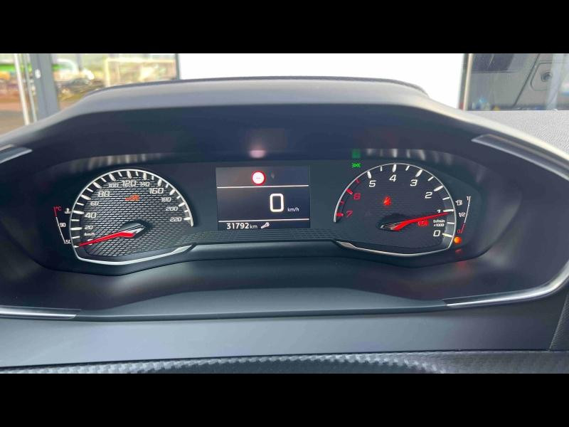 Occasion PEUGEOT 208 1.2 PureTech 100ch S&S Allure 2022 Blanc Banquise (O) 14517 € à Nancy