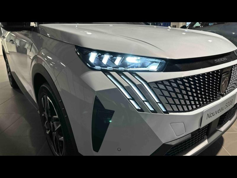 Occasion PEUGEOT 5008 Hybrid 145ch GT e-DCS6 2025 Blanc Okénite (M) 39990 € à Nancy