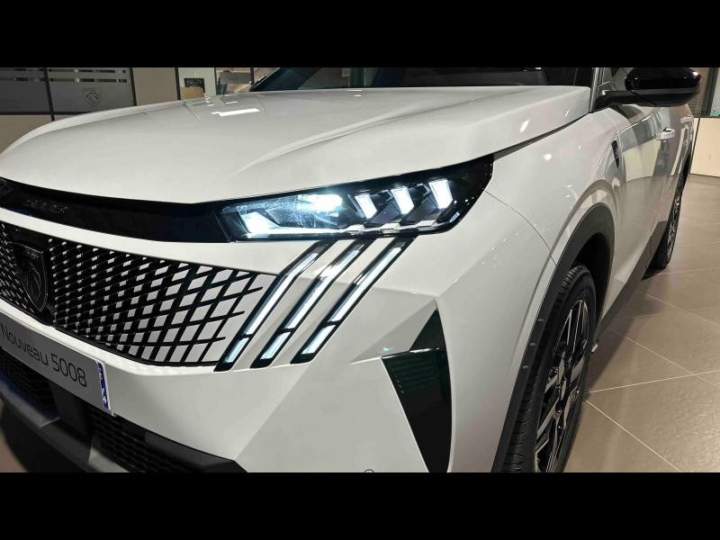 Occasion PEUGEOT 5008 Hybrid 145ch GT e-DCS6 2025 Blanc Okénite (M) 39990 € à Nancy