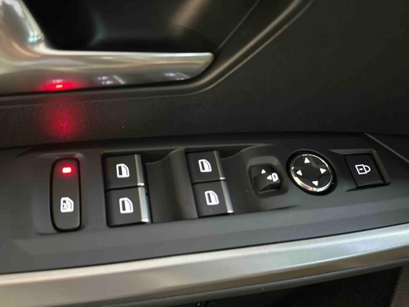 Occasion PEUGEOT 3008 1.2 Hybrid 145ch GT Exclusive e-DCS6 2026 Gris Titane (M) 43490 € à Nancy