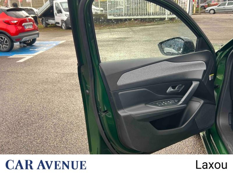 Used PEUGEOT 308 1.2 PureTech 130ch S&S Allure Pack 2021 Vert Olivine (M) € 15263 in Nancy