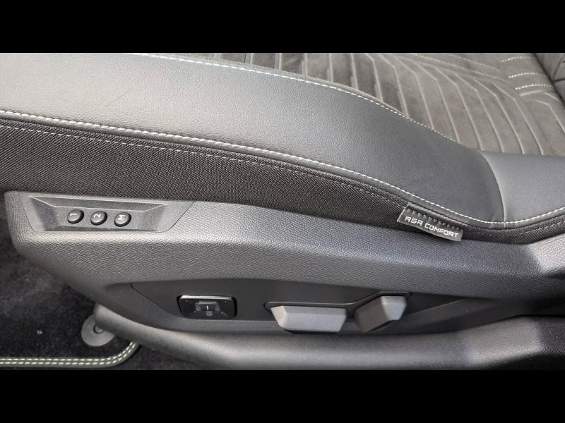 Used PEUGEOT 3008 Hybride Rechargeable Plug-in 195ch GT e-DCS7 2025 Blanc Okénite (M) € 48490 in Nancy