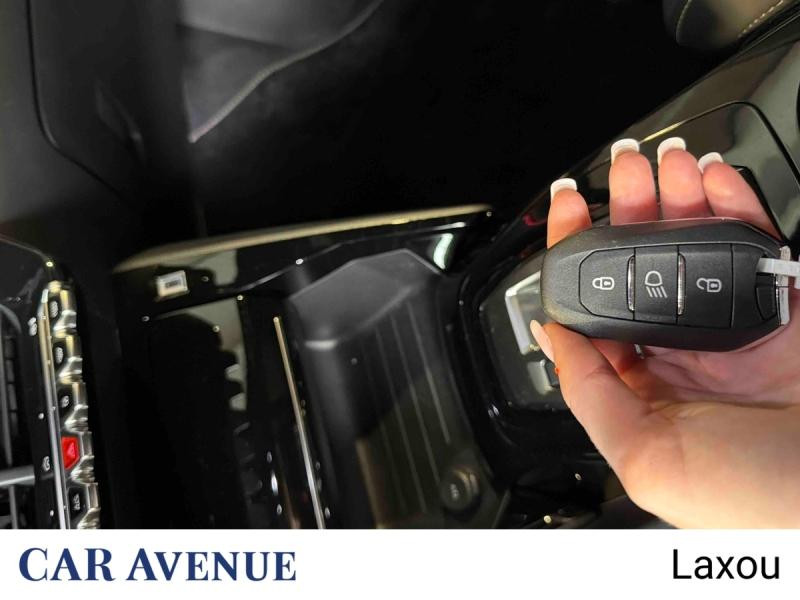 Used PEUGEOT 2008 1.2 Hybrid 145ch GT e-DCS6 2025 Rouge Elixir (S) € 32290 in Nancy