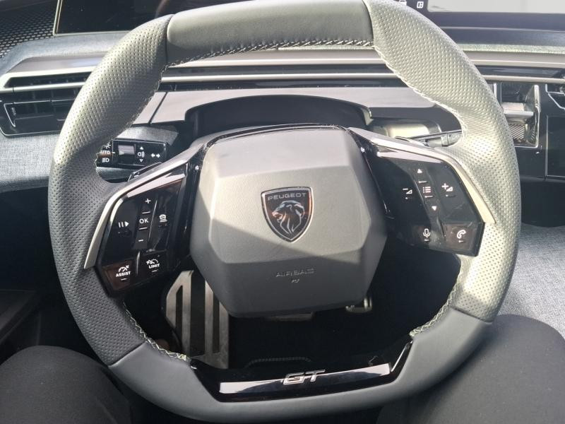 Used PEUGEOT 3008 1.2 Hybrid 145ch GT e-DCS6 2025 Bleu Ingaro (M) € 38990 in Nancy