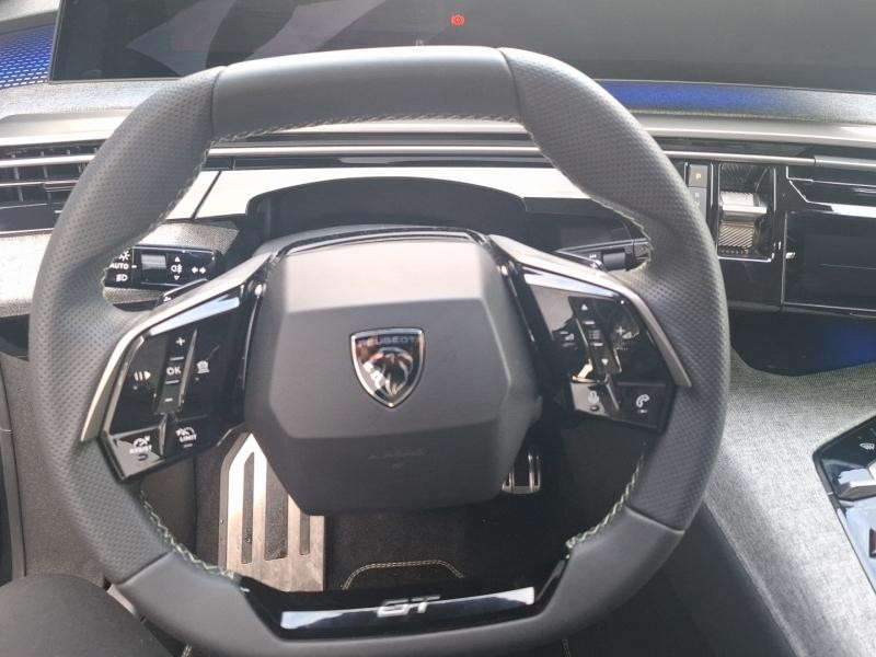 Used PEUGEOT 3008 1.2 Hybrid 145ch GT e-DCS6 2025 Bleu Ingaro (M) € 38990 in Nancy