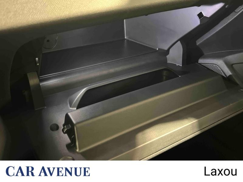 Used PEUGEOT 308 PHEV 180ch Allure Pack e-EAT8 2024 Vert € 25137 in Nancy