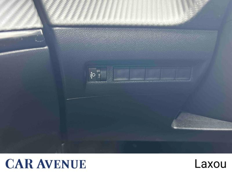 Used PEUGEOT 2008 1.2 Hybrid 136ch Active e-DCS6 2024 Gris Artense (M) € 23164 in Nancy