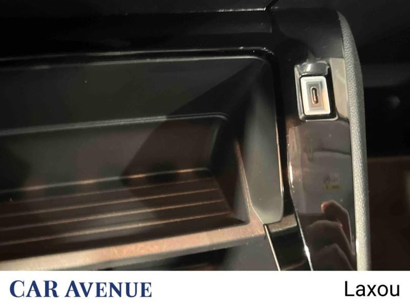 Used PEUGEOT 208 1.2 PureTech 100ch S&S Active 2024 Noir Perla Nera (M) € 12679 in Nancy