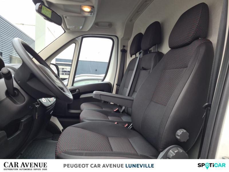 Occasion PEUGEOT Boxer Fg 435 L1H1 37 KW Premium ELECTRIQUE 2021 Blanc Icy 54900 € à Nancy