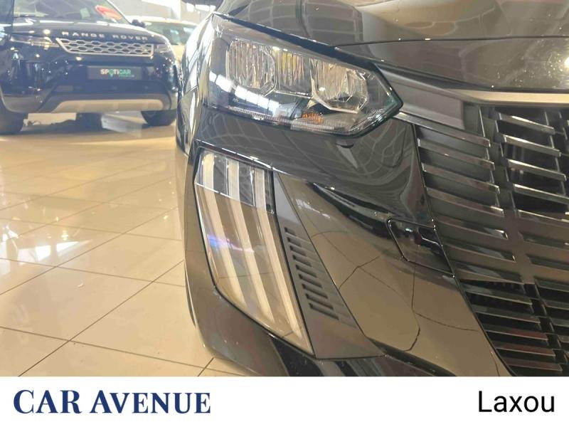 Used PEUGEOT 208 1.2 PureTech 100ch S&S Active 2024 Noir Perla Nera (M) € 12679 in Nancy