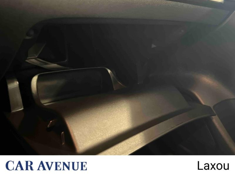 Used PEUGEOT 208 1.2 PureTech 100ch S&S Active 2024 Noir Perla Nera (M) € 12679 in Nancy