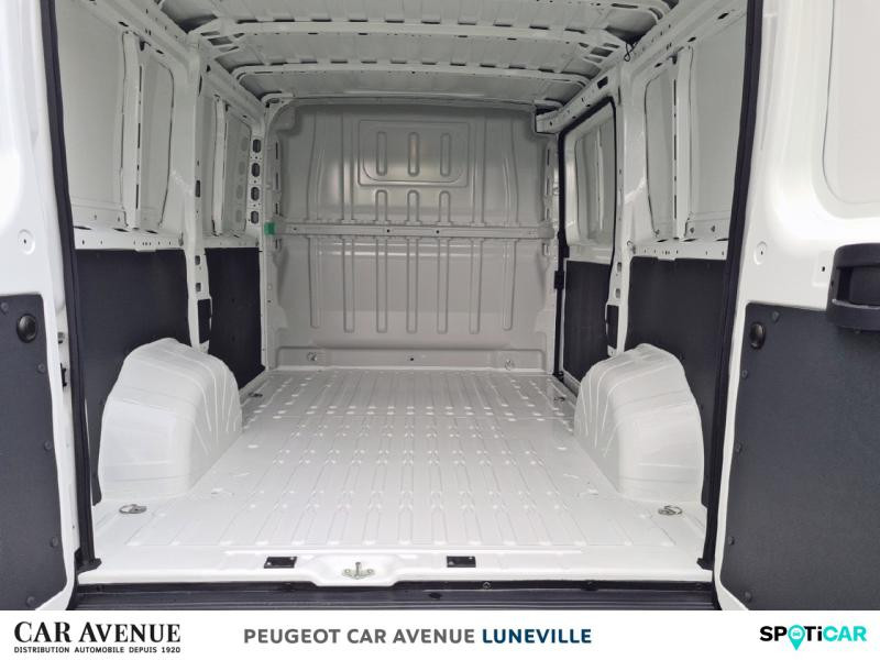 Occasion PEUGEOT Boxer Fg 435 L1H1 37 KW Premium ELECTRIQUE 2021 Blanc Icy 54900 € à Nancy