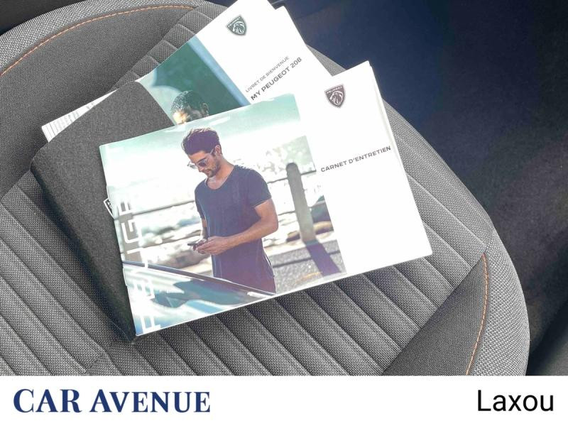 Used PEUGEOT 208 1.2 PureTech 100ch S&S Allure 118g 2021 Bleu Vertigo (V) € 13225 in Nancy