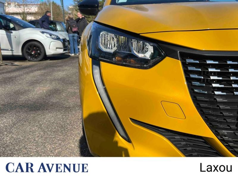 Occasion PEUGEOT 208 1.2 PureTech 100ch S&S Style 2023 Jaune 14282 € à Nancy