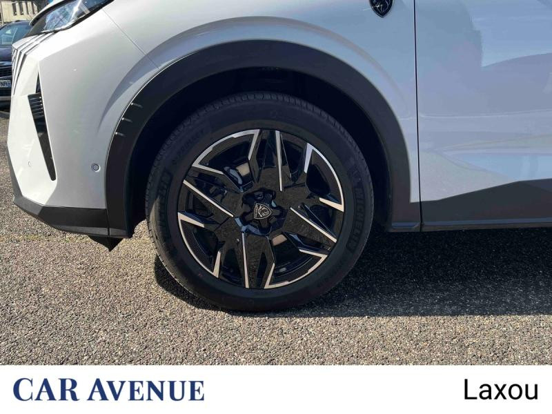 Occasion PEUGEOT 3008 1.2 Hybrid 145ch GT Exclusive e-DCS6 2026 Blanc Okénite (M) 41590 € à Nancy
