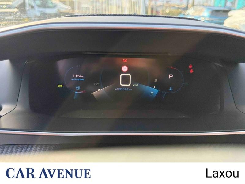 Used PEUGEOT 2008 1.5 BlueHDi 130ch S&S Allure Pack EAT8 125g 2021 Blanc Nacré (N) € 17977 in Nancy