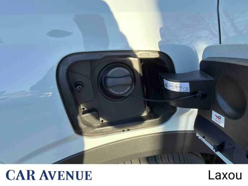 Occasion PEUGEOT 3008 1.2 Hybrid 145ch GT e-DCS6 2025 Blanc Okénite (M) 35520 € à Nancy