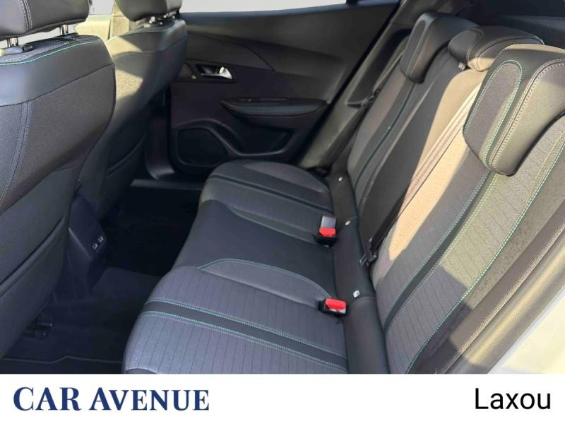 Used PEUGEOT 2008 1.5 BlueHDi 130ch S&S Allure Pack EAT8 125g 2021 Blanc Nacré (N) € 17977 in Nancy