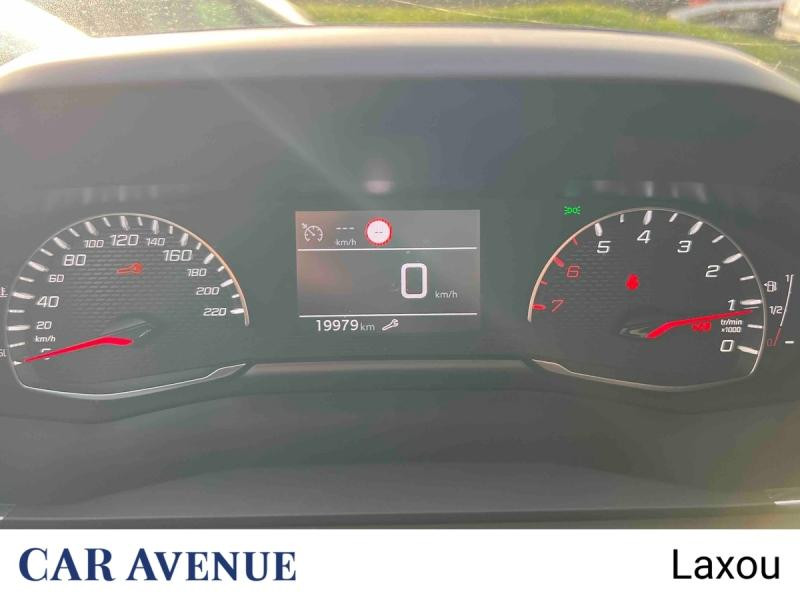 Used PEUGEOT 208 1.2 PureTech 75ch S&S Style 2022 Gris Platinium (M) € 11745 in Nancy