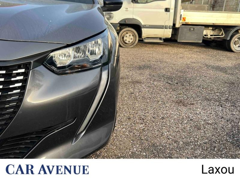 Used PEUGEOT 208 1.2 PureTech 75ch S&S Style 2022 Gris Platinium (M) € 11745 in Nancy