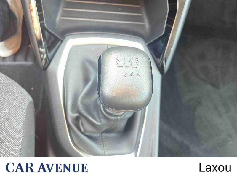 Used PEUGEOT 2008 1.2 PureTech 100ch S&S Active 2020 Blanc banquise (O) € 12749 in Nancy