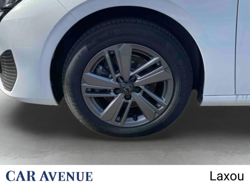 Used PEUGEOT 308 1.5 BlueHDi 130ch S&S Active Pack EAT8 2023 Blanc Okénite (M) € 16379 in Nancy