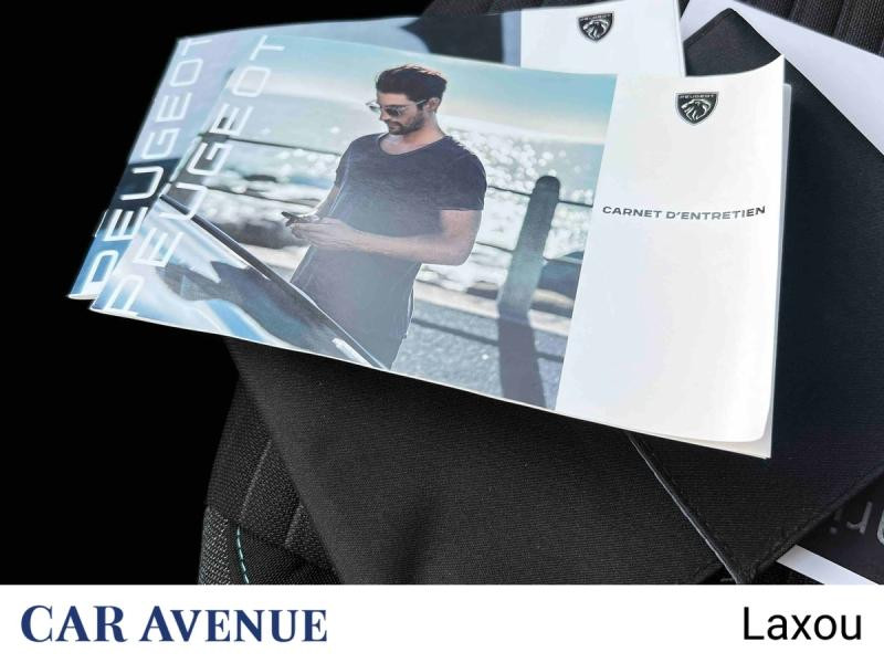 Used PEUGEOT 2008 1.2 PureTech 100ch S&S Style 2022 Blanc Nacré (N) € 15569 in Nancy