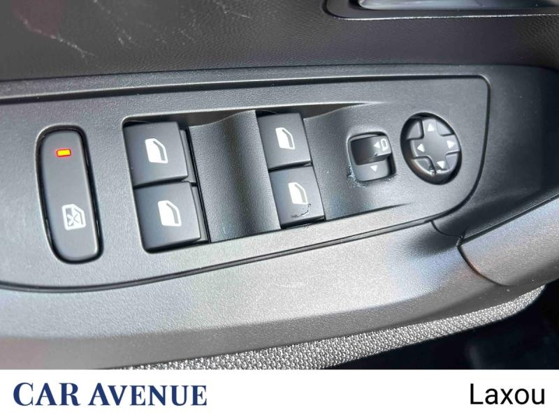 Used PEUGEOT 2008 1.2 PureTech 100ch S&S Style 2022 Blanc Nacré (N) € 15569 in Nancy