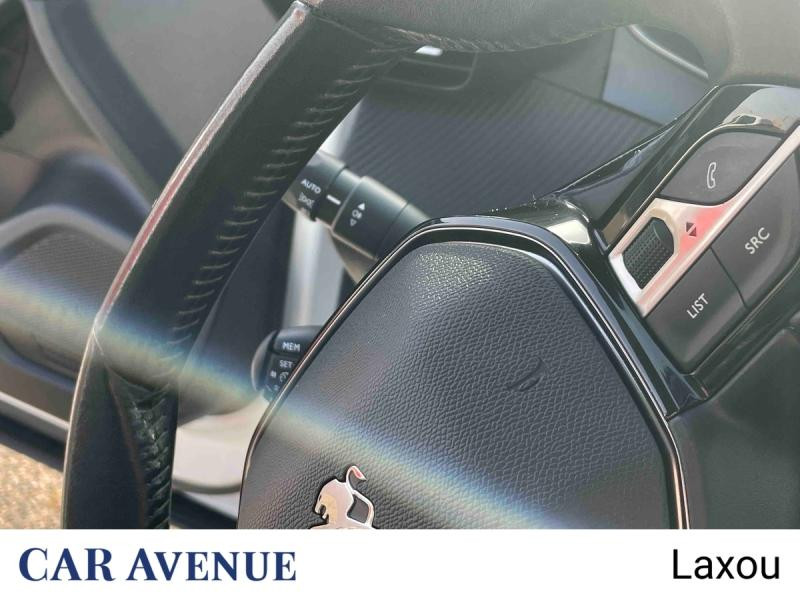 Used PEUGEOT 2008 1.2 PureTech 100ch S&S Active 2020 Blanc banquise (O) € 12749 in Nancy