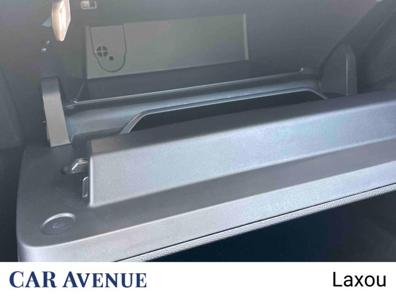 Used PEUGEOT 308 1.5 BlueHDi 130ch S&S Active Pack EAT8 2023 Blanc Okénite (M) € 16379 in Nancy