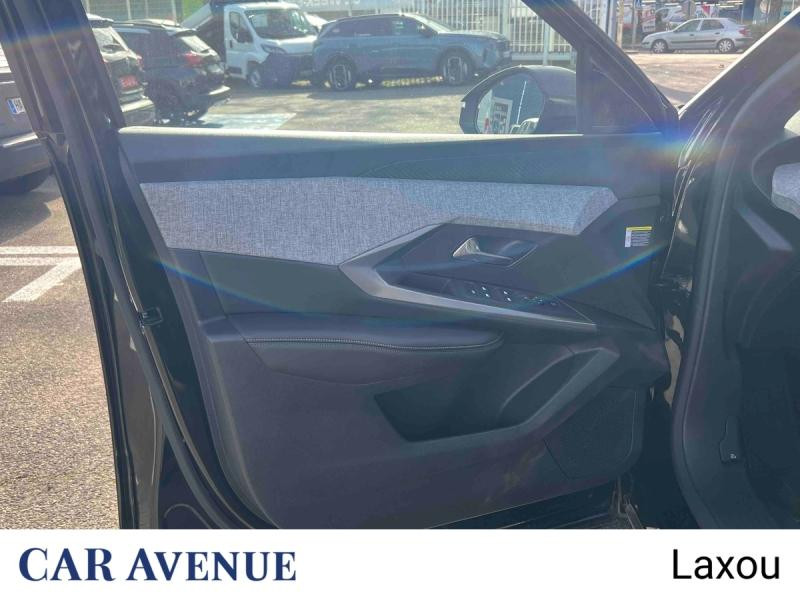 Used PEUGEOT 3008 1.2 Hybrid 136ch Allure e-DCS6 2024 Noir Perla Nera (M) € 28898 in Nancy
