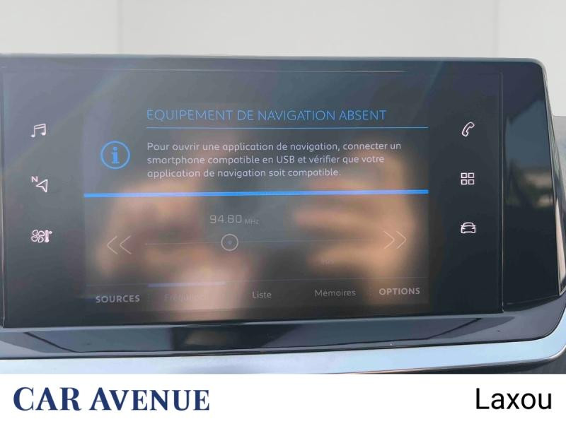 Used PEUGEOT 2008 1.2 PureTech 100ch S&S Style 2022 Blanc Nacré (N) € 15569 in Nancy