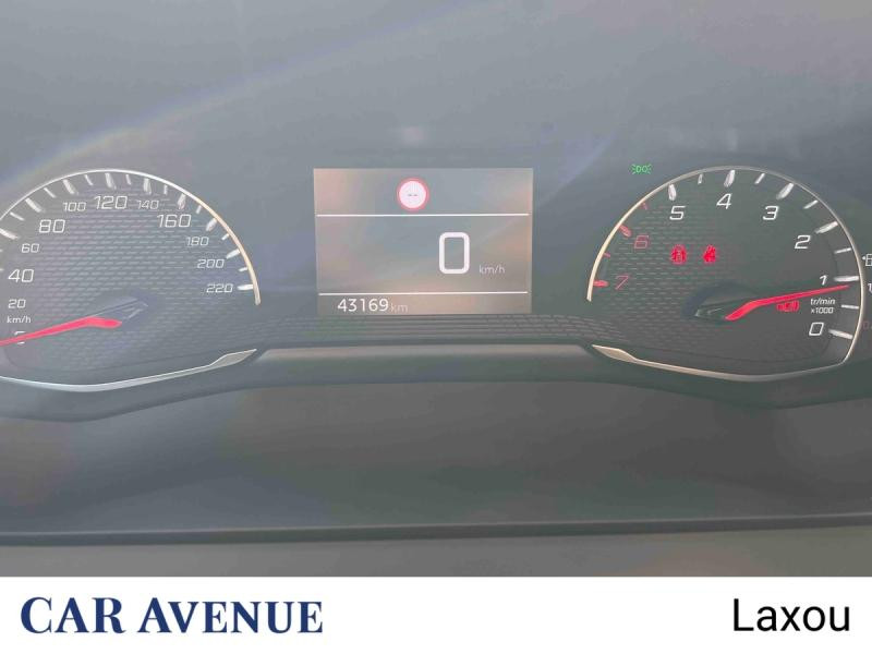 Used PEUGEOT 2008 1.2 PureTech 100ch S&S Style 2022 Blanc Nacré (N) € 15569 in Nancy