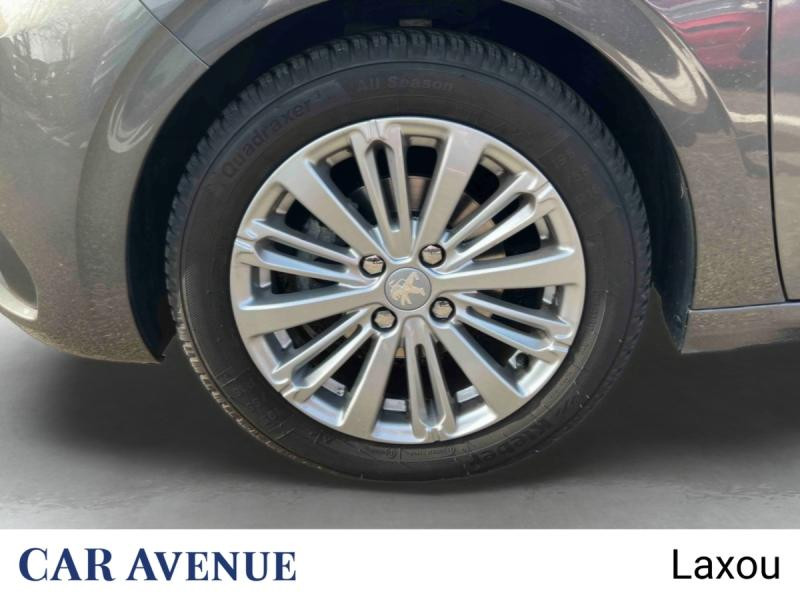 Occasion PEUGEOT 208 1.2 PureTech 110ch Allure S&S 5p 2018 Gris Platinium 9770 € à Nancy