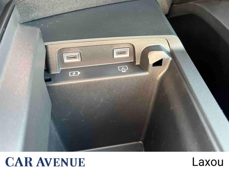 Used PEUGEOT 3008 1.2 Hybrid 136ch Allure e-DCS6 2024 Noir Perla Nera (M) € 28898 in Nancy