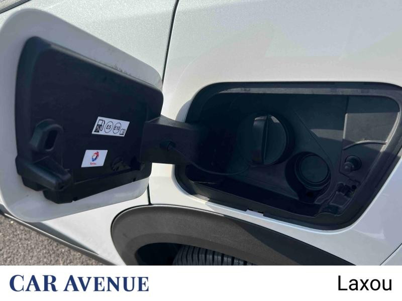 Used PEUGEOT 2008 1.2 PureTech 100ch S&S Style 2022 Blanc Nacré (N) € 15569 in Nancy