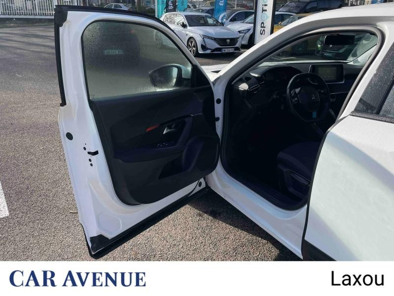 Used PEUGEOT 2008 1.2 PureTech 100ch S&S Active 2020 Blanc banquise (O) € 12749 in Nancy