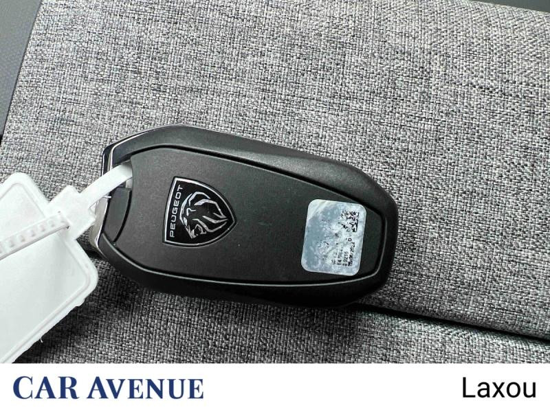 Used PEUGEOT 3008 1.2 Hybrid 136ch GT e-DCS6 2024 Noir Perla Nera (M) € 28012 in Nancy