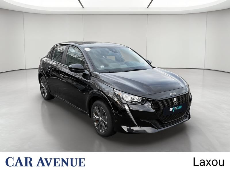 Used PEUGEOT 208 e-208 136ch Active Pack 2021 Noir Perla Nera (M) € 14870 in Nancy