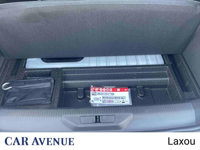 Used PEUGEOT 308 PHEV 180ch Allure Pack e-EAT8 2023 Blanc Banquise (O) € 22930 in Nancy