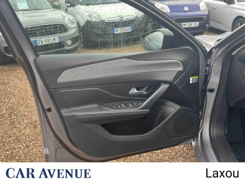 Used PEUGEOT 308 1.2 PureTech 130ch S&S Allure 2024 Gris Artense (M) € 18162 in Nancy