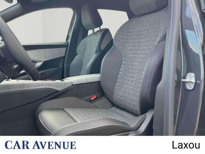 Used PEUGEOT 3008 1.2 Hybrid 145ch Allure e-DCS6 2025 Gris Titane (M) € 32112 in Nancy