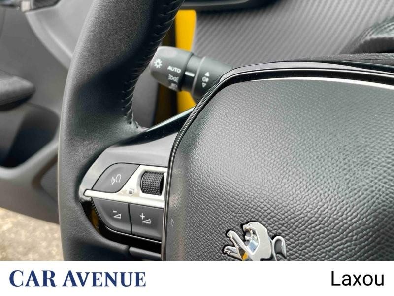 Used PEUGEOT 208 e-208 136ch Style 2022 Jaune € 15591 in Nancy