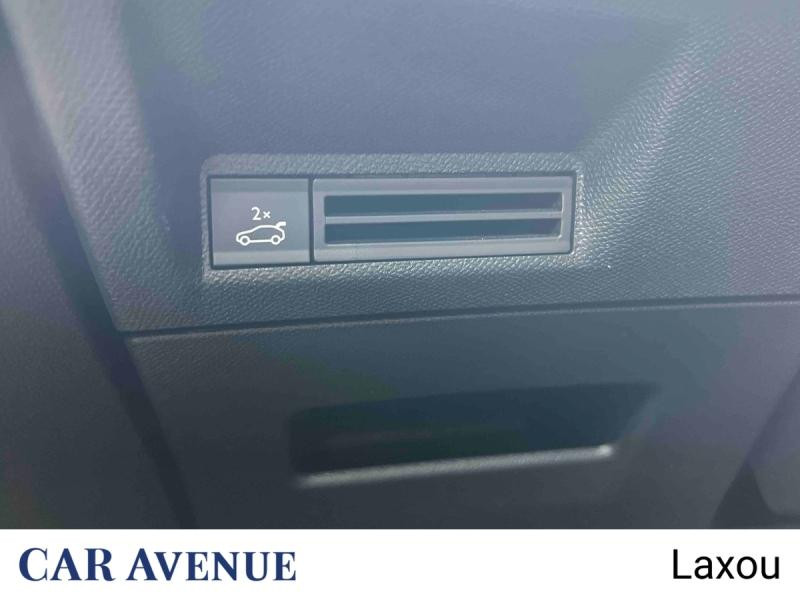 Used PEUGEOT 3008 1.2 Hybrid 136ch GT e-DCS6 2024 Noir Perla Nera (M) € 28012 in Nancy