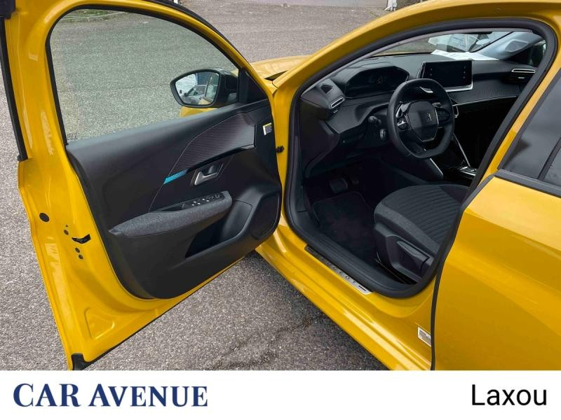 Used PEUGEOT 208 e-208 136ch Style 2022 Jaune € 15591 in Nancy