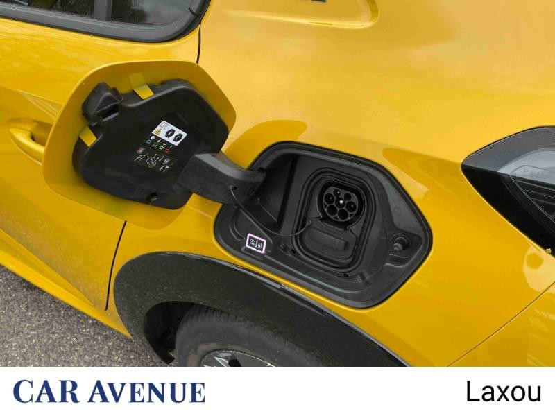 Used PEUGEOT 208 e-208 136ch Style 2022 Jaune € 15591 in Nancy